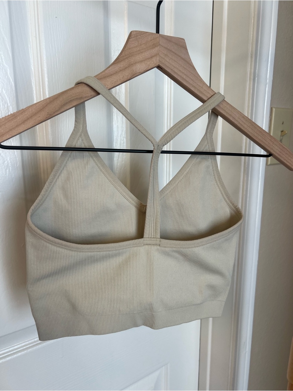 SET Active Ribbed V-Neck Bralette in Light Beige - Picture 4 of 5